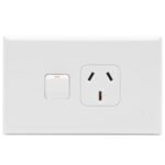 PDL 600 SERIES SINGLE HORIZONTAL SWITCHED SOCKET OUTLET - 10A, WHITE