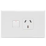 PDL 600 Outlet Single 10A Hor